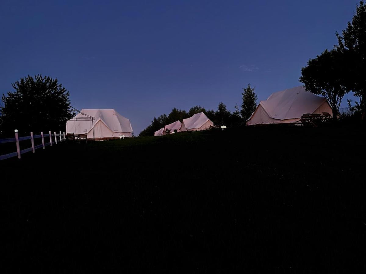Hotel Glamping nad Jeziorem Nowe Guty Esterno foto